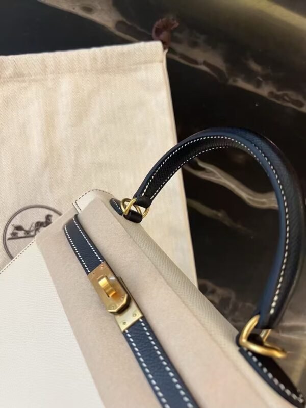 NoNo Xiatian Hermes Kelly 25CM Special Order Epsom Leather CK89 Noir / CK10 Craie Gold Hardware NoNo Xiatian Hermes Kelly 25CM Special Order Epsom Leather CK89 Noir / CK10 Craie Gold Hardware