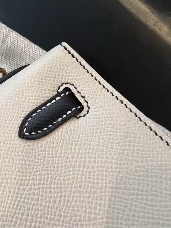 NoNo Xiatian Hermes Kelly 25CM Special Order Epsom Leather CK89 Noir / CK10 Craie Gold Hardware NoNo Xiatian Hermes Kelly 25CM Special Order Epsom Leather CK89 Noir / CK10 Craie Gold Hardware